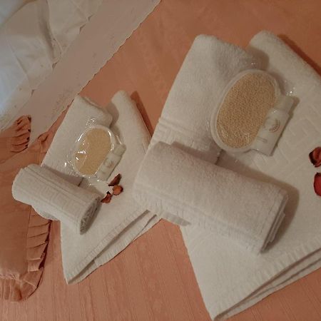 Casa Vacanze Etna Cocus Santa Venerina Eksteriør bilde
