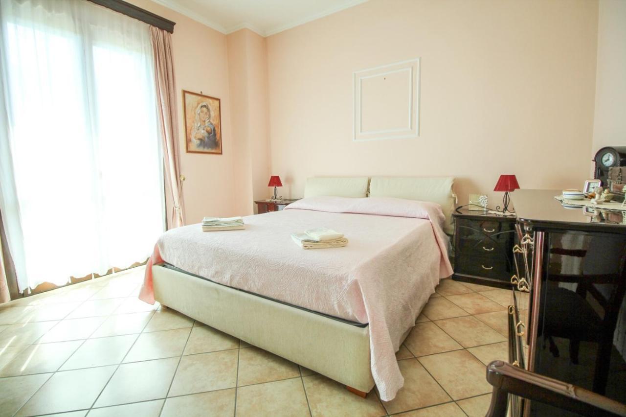 Casa Vacanze Etna Cocus Santa Venerina Eksteriør bilde