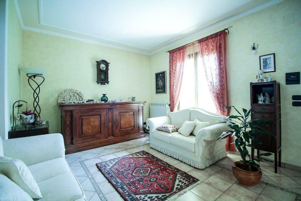 Casa Vacanze Etna Cocus Santa Venerina Eksteriør bilde
